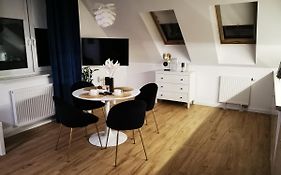 Złoty Apartament - Okrzei z miejscem parkingowym